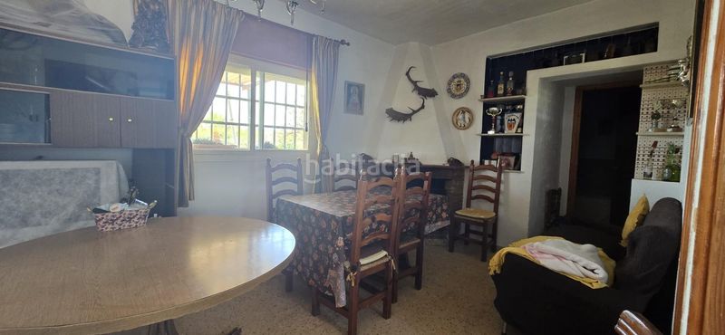 Foto fe4b1879-4626-4c44-9ba7-04c2b900075d. Xalet amb piscina a Casinos