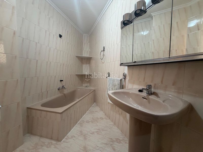 Foto 73153622-73d1-4584-881d-ca36e9ce34ce. Casa amb aparcament a Santa Bárbara Llíria