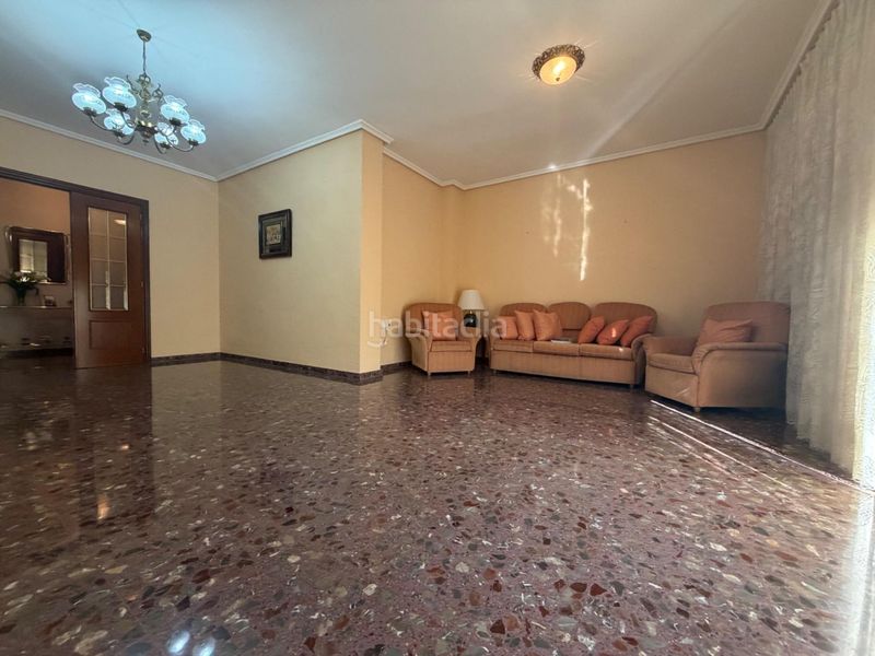 Foto d41e2152-3c57-4927-b466-6a8b46c70758. Casa amb aparcament a Santa Bárbara Llíria