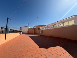 Haus in Santa Bárbara. Casa de pueblo en venta lliria