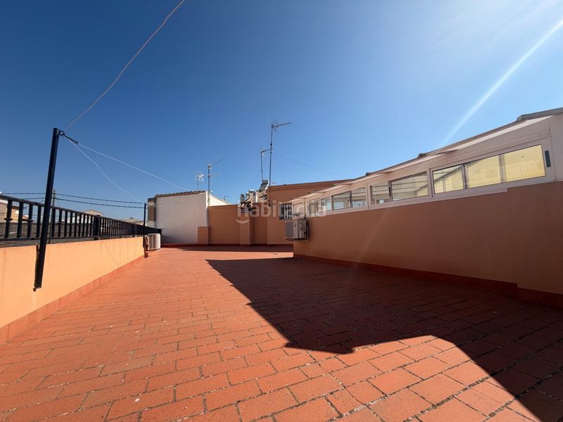Foto df72479e-62ce-4a45-8a3e-19070605cdb1. Casa amb aparcament a Santa Bárbara Llíria
