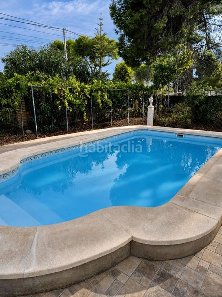 Foto 8800f974-f846-4bd5-a085-14ed8e6ba911. Xalet amb piscina a Olocau