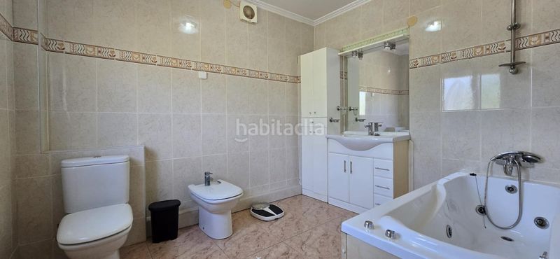 Foto fb4c1eea-f80c-48e1-9f23-40a16eadd405. Xalet amb piscina a Olocau