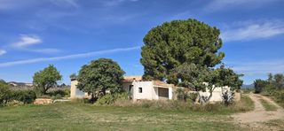 Masia a Santa Bárbara. Chalet con finca de naranjos en venta lliria