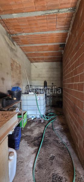 Foto e88e0cbc-0b82-41c8-9526-d458d3bb0a36. Masia a Santa Bárbara Llíria