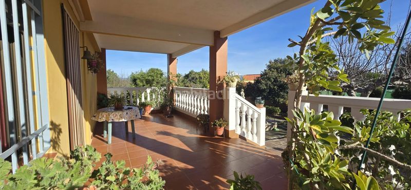 Foto d59daace-d862-4e3c-afc5-e6d07315a895. Xalet amb piscina a Vilamarxant