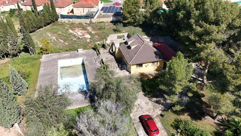 Foto cf2dda62-745a-4e09-b18a-2eb07fe78eee. Xalet amb aparcament piscina a Urbanizaciones Llíria