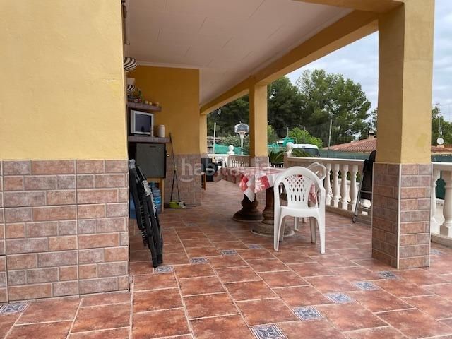 Foto 446fce0a-0357-46f9-8f90-4617019cd9d6. Chalet  en venta en Vilamarxant