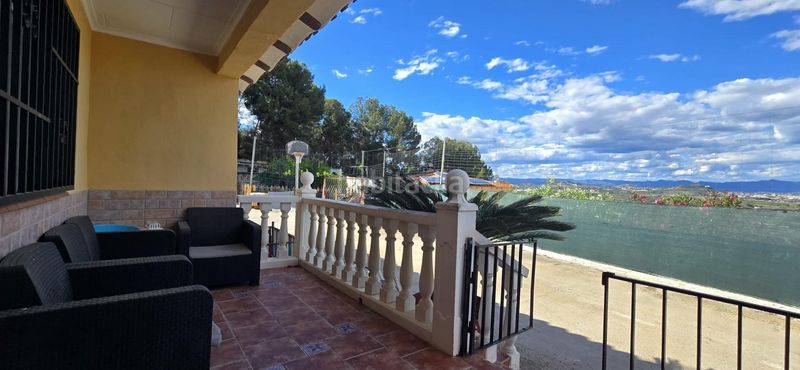 Foto 95398578-29e3-4761-bd1d-25b93b640ac9. Chalet  en venta en Vilamarxant