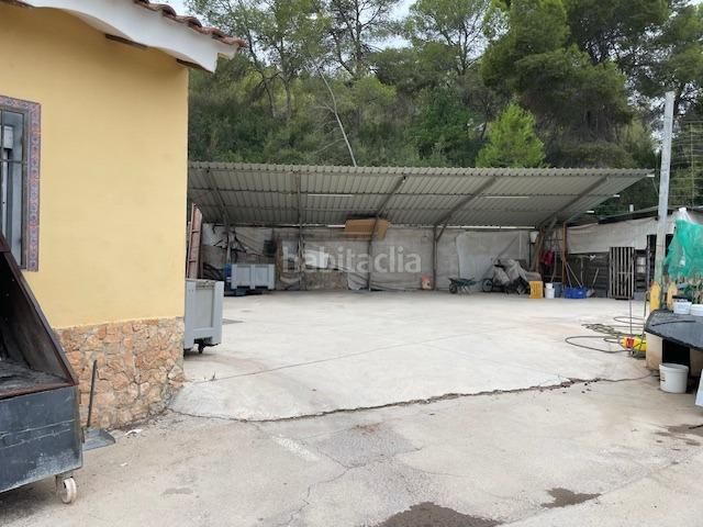 Foto c4633c40-53b1-45e7-8dbc-c4845abcf787. Chalet  en venta en Vilamarxant