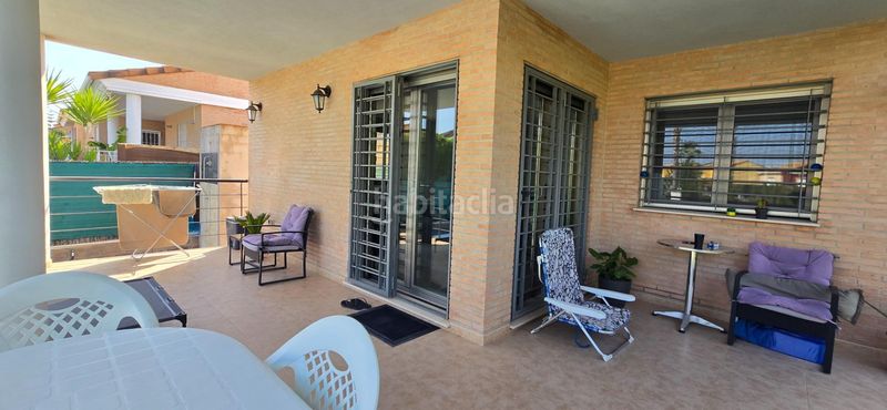 Foto 0ea68767-f275-418c-9920-d93d6fb97fbe. Xalet amb calefacció piscina a Urbanizaciones Llíria