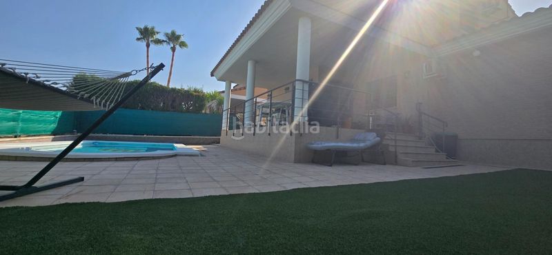 Foto 428acec0-a0e0-4ca0-947e-ec7e3d0e7aa4. Xalet amb calefacció piscina a Urbanizaciones Llíria