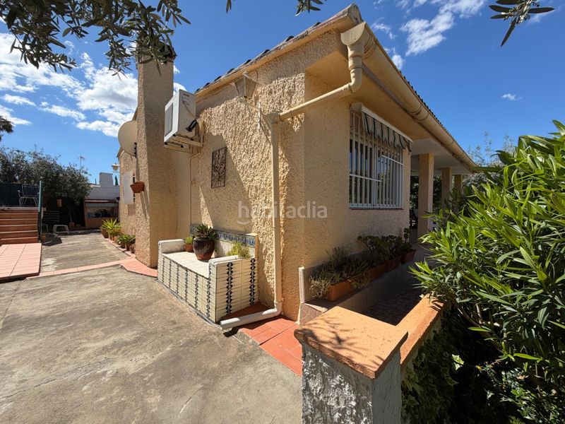 Foto 39ab9b24-ff53-4429-8e99-702355fd47a5. Xalet amb piscina a Urbanizaciones Llíria