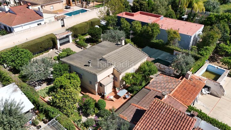 Foto e46fb8d7-6681-487c-9c37-5183a5b756f4. Xalet amb piscina a Urbanizaciones Llíria