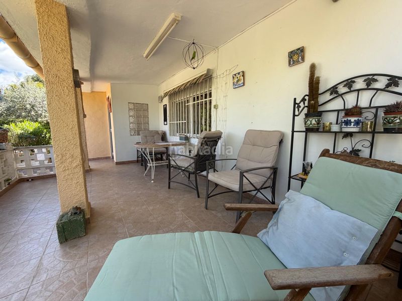 Foto f7771e0e-c8ff-41f6-854c-9af1dad45bec. Xalet amb piscina a Urbanizaciones Llíria