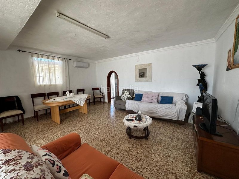 Foto 8ed30b2e-1932-4e14-b7f4-e6f4dff83959. Xalet amb piscina a Vilamarxant