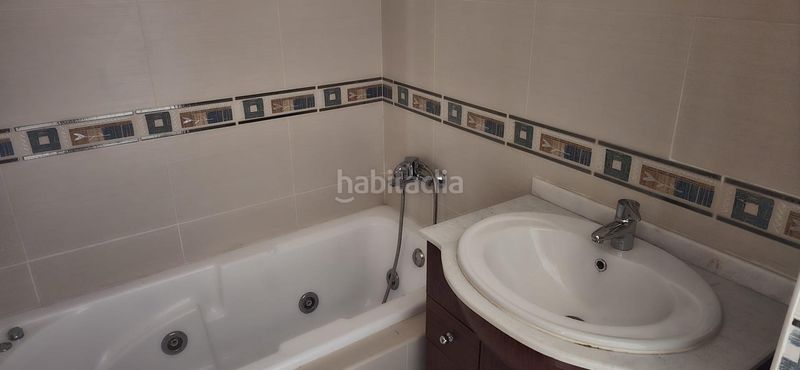 Foto 8c8db98a-3d38-4d58-a277-7edcd0f72e57. Pis amb aparcament a Vilamarxant