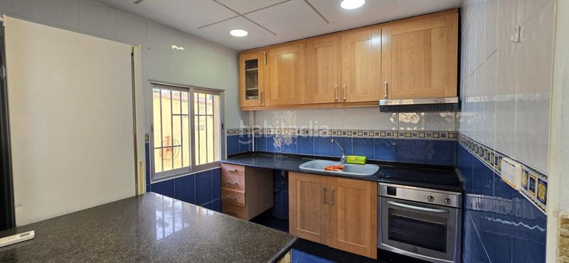 Foto 610aa8fb-d14c-4f4d-82df-a635703eba18. Chalet  en venta en Pedralba
