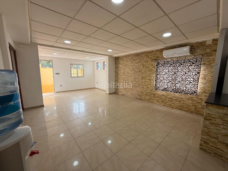 Foto 7e2ccd8f-679e-4c0d-988f-5a95da69c286. Chalet  en venta en Pedralba