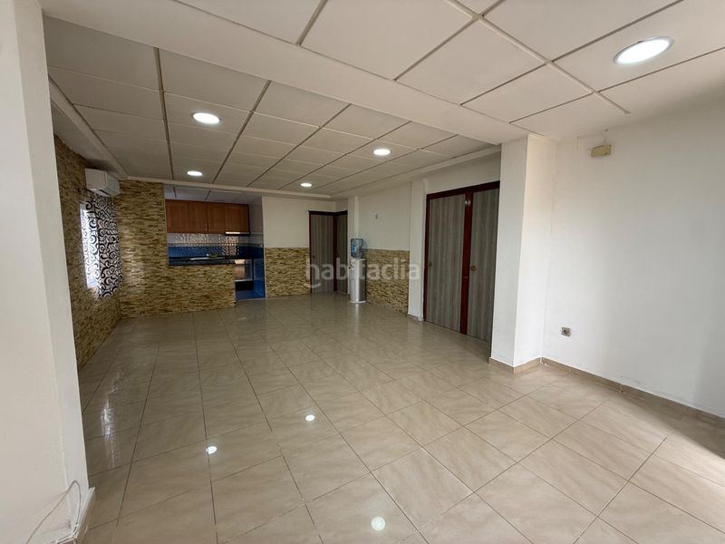 Foto d4cd5dfa-eee3-44c6-b257-366a3eaee619. Chalet  en venta en Pedralba