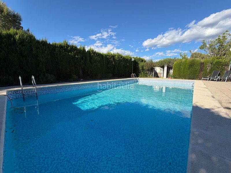 Foto 065b9d0d-520d-4b53-a60f-6ab4e43a2edc. Xalet amb aparcament piscina a Vilamarxant