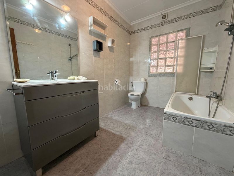Foto fa8bff3e-c41c-4a98-bf58-8b7a32129af2. Xalet amb aparcament piscina a Vilamarxant