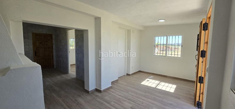 Foto a311b6c5-9db1-45b8-b557-0c0e90e04145. Maison dans Cheste