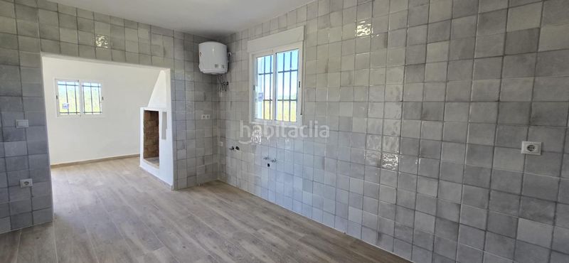 Foto cdb2a18c-cfcb-4e1e-89ca-f0d20042b772. Maison dans Cheste