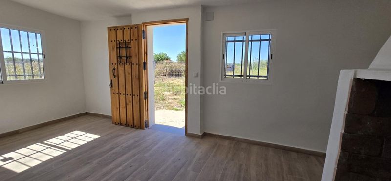 Foto ff6b81b9-6bea-46e4-8914-f802a027409a. Maison dans Cheste