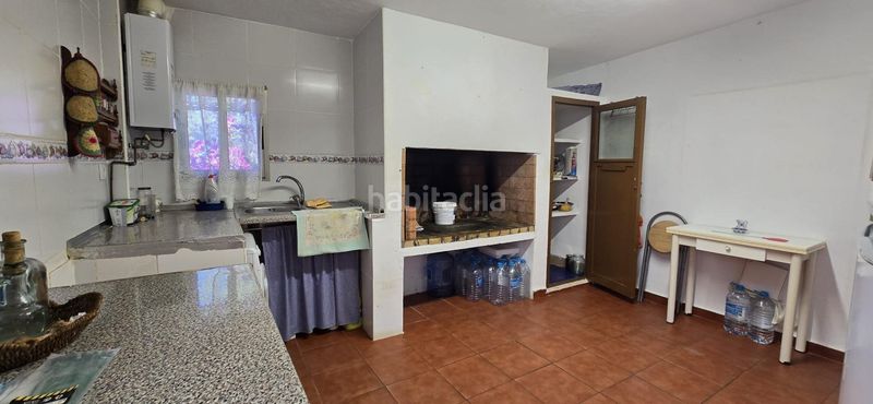Foto bb3a1fc1-6afc-4fde-a54b-39d50cbb4a06. Xalet amb aparcament a Casinos