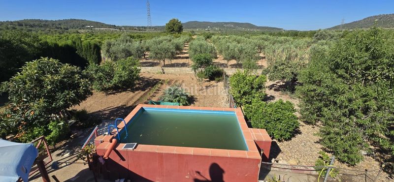 Foto d0ced786-fca4-4bef-9aa3-37288aac588d. Xalet amb piscina a Casinos