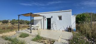Casa a Urbanizaciones. Chalet, casa de campo en venta lliria