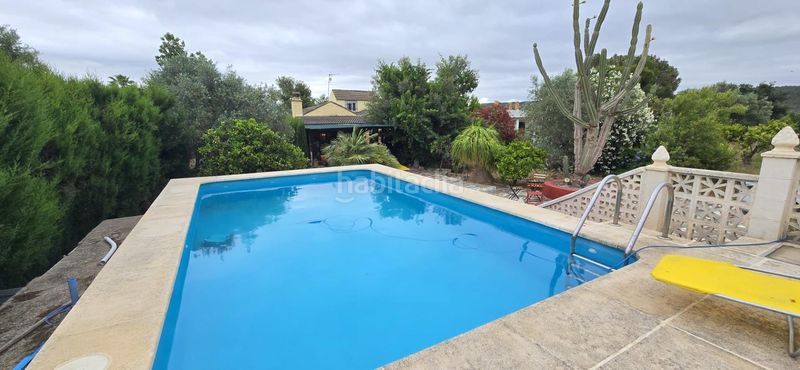Foto c892a93b-3dd6-480e-803a-5d2280541334. Xalet amb piscina a Santa Bárbara Llíria