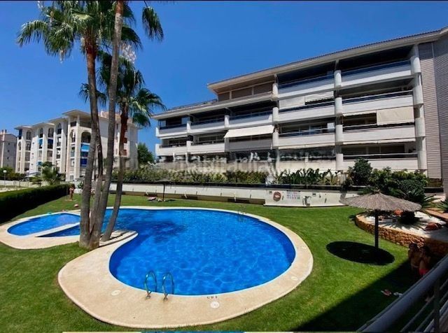 Foto 4ece7a63-dd96-4859-90d3-3f201404973d. Apartament amb aparcament piscina a L´Albir Alfàs del Pi (l´)