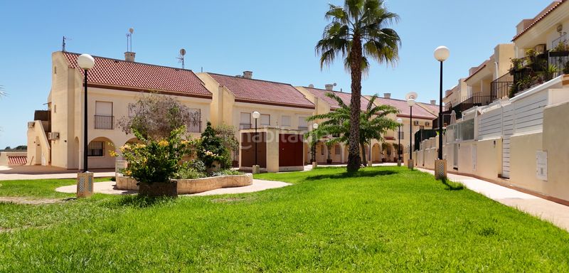 Foto 0e3accfb-e157-49d1-8e6c-753f21b69969. Casa adossada amb calefacció piscina a Gran Vista-Olivo de Oro Santa Pola