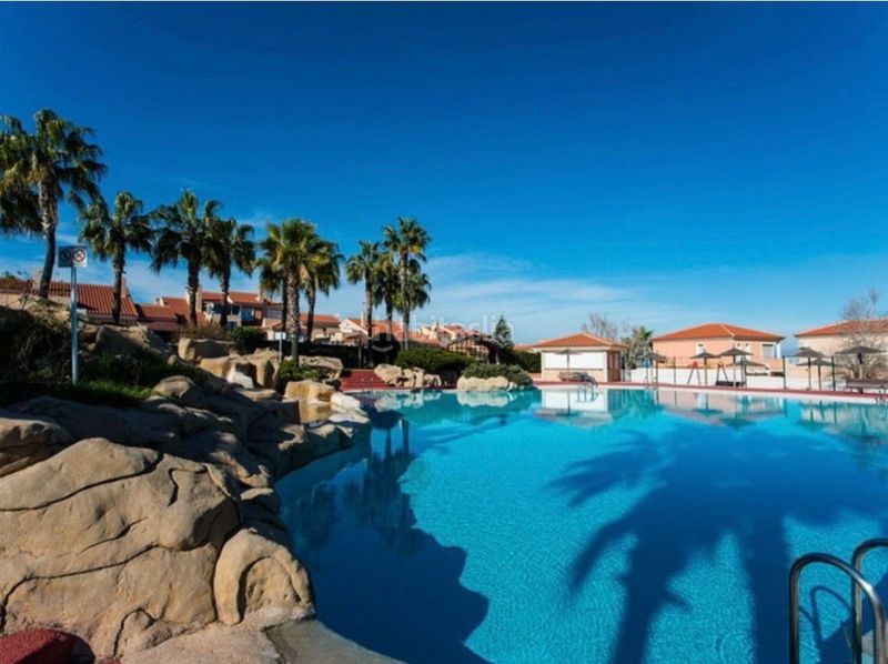 Foto bbec6bed-beca-4228-9ca7-9dbb3e52cc5c. Casa adossada amb calefacció piscina a Gran Vista-Olivo de Oro Santa Pola