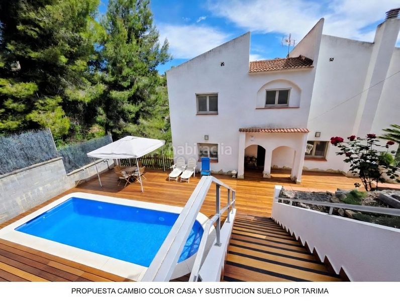 Foto 59ee0698-4952-4336-9489-eb11b4315ea9. Casa amb calefacció aparcament piscina a Vallirana