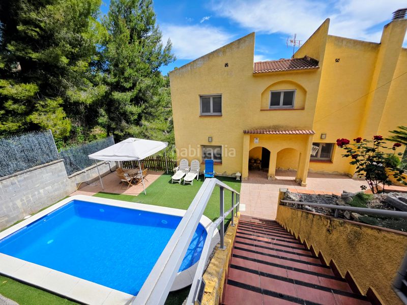 Foto ffa0be8f-37ca-4d97-898c-48f2fdd8be64. Casa amb calefacció aparcament piscina a Vallirana