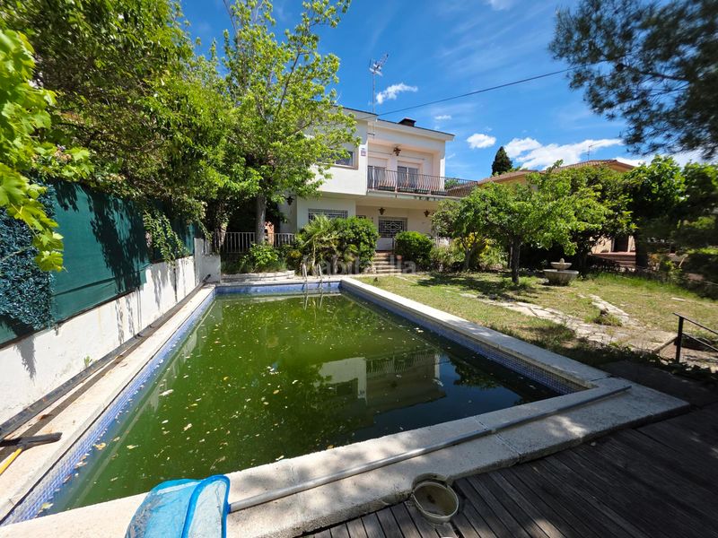 Foto f8558a5d-4dfb-4525-842a-8e76dd23a41f. Casa amb calefacció aparcament piscina a Vallirana