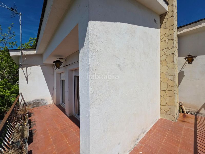 Foto f8af6dbd-88db-4d17-acb5-82c019c0ebc3. Casa amb calefacció aparcament piscina a Vallirana
