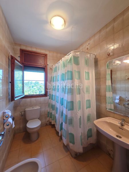 Foto ac6c1572-c244-41fd-a92e-7123a79631db. Casa amb xemeneia calefacció aparcament piscina a Vallirana