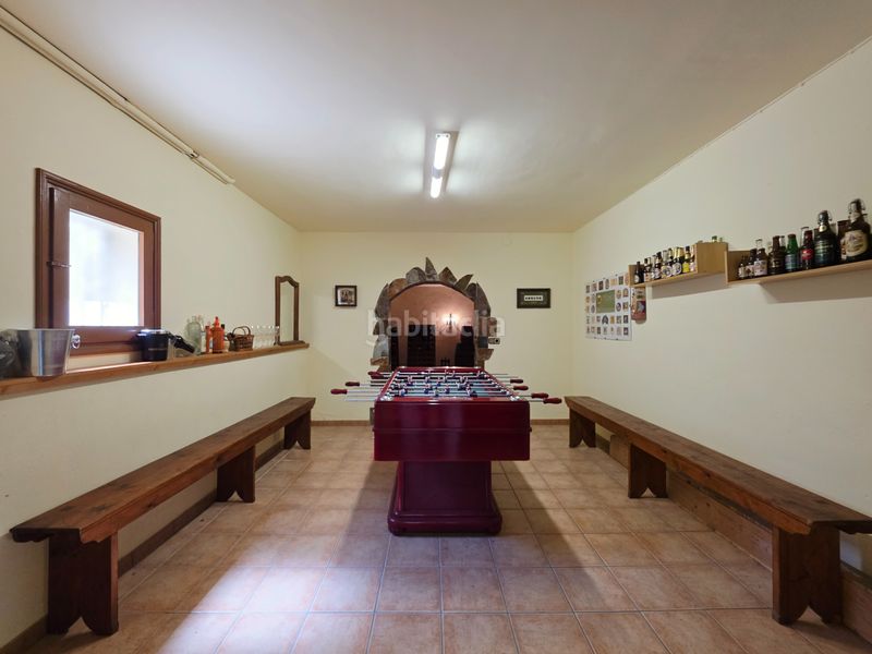 Foto ac7c9f9e-5ad1-4279-8a80-2f997b09cf5f. Casa amb xemeneia calefacció aparcament piscina a Vallirana
