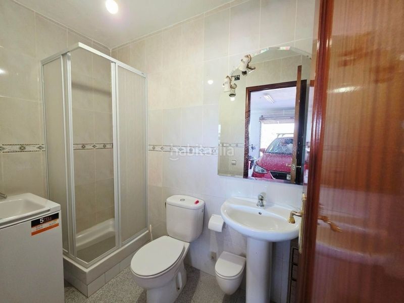 Foto 50eb983f-c032-4b5b-bd4a-8d27d1758766. Casa amb xemeneia calefacció aparcament piscina a Vallirana