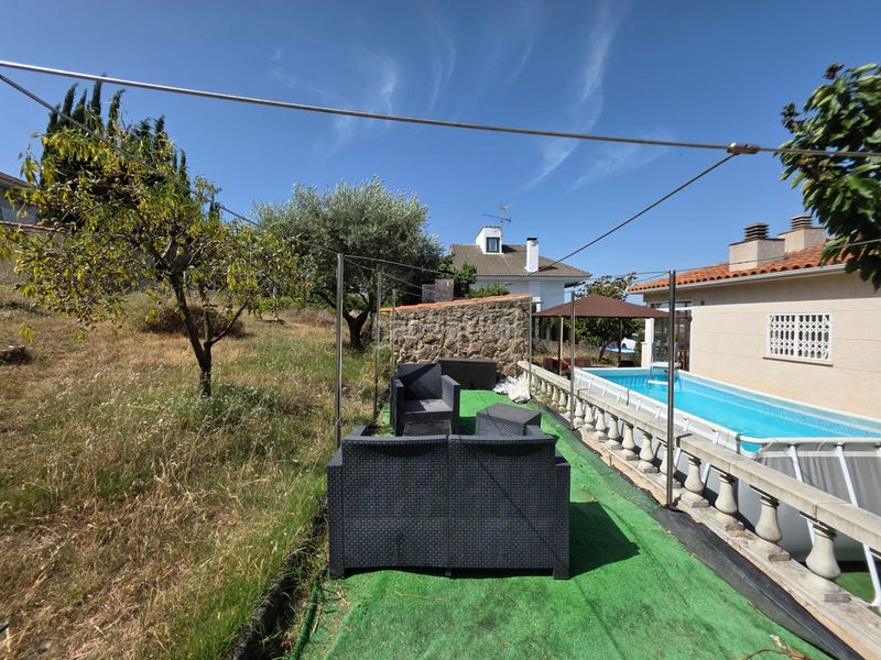 Foto c7ed72be-95cb-4b4a-8da7-11068062d479. Casa amb xemeneia calefacció aparcament piscina a Vallirana