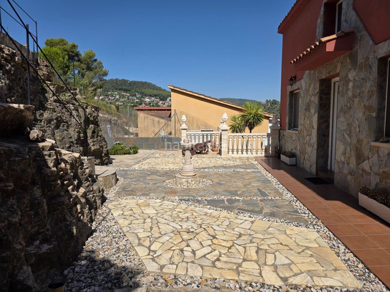 Foto 1f9e56e8-8b2d-4a4e-8394-b43244dff51a. Casa amb calefacció aparcament a Vallirana