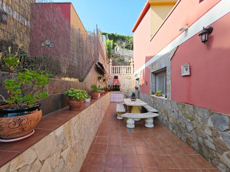 Foto 47066c0e-44d8-4124-8a99-4ebb33fca7f8. Casa amb calefacció aparcament a Vallirana