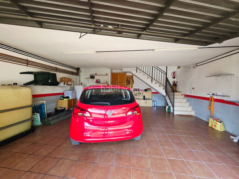 Foto 7f013172-f33f-4669-a781-e8041c6df928. Casa amb calefacció aparcament a Vallirana