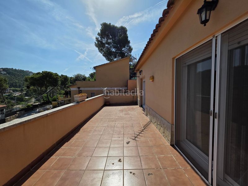 Foto db79a036-9847-43e5-aaeb-1c9d5c92cc90. Casa amb calefacció aparcament a Vallirana