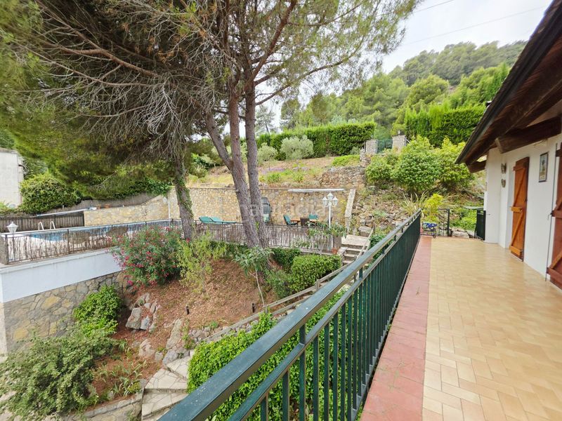 Foto 7d1a58d7-5064-476c-9547-2c8633573248. Casa amb xemeneia calefacció aparcament piscina a Vallirana
