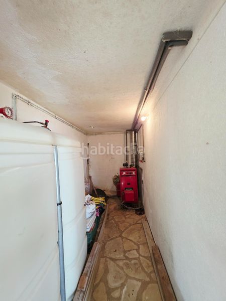 Foto a15a5f87-4fa1-4257-9566-5897e6c61435. Casa amb xemeneia calefacció aparcament piscina a Vallirana